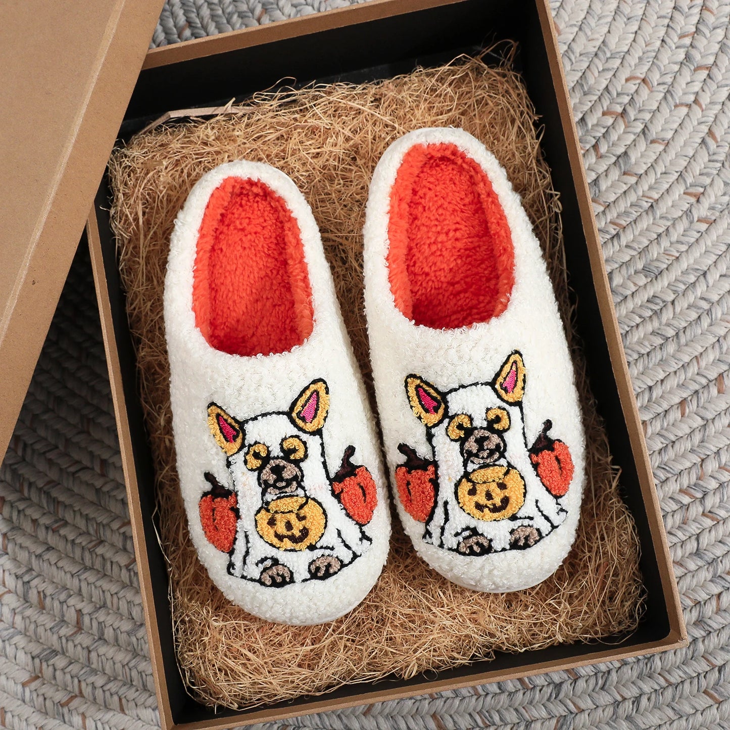 A Pair of White Halloween Pet Dog Ghost Dress up Pumpkin Element Pattern Embroider Plush Home Thick-Soled Comfortable Fur Slippers Personalized Warm Non-Slip Indoor Slippers Autumn and Winter Gifts for Men and Women to Wear