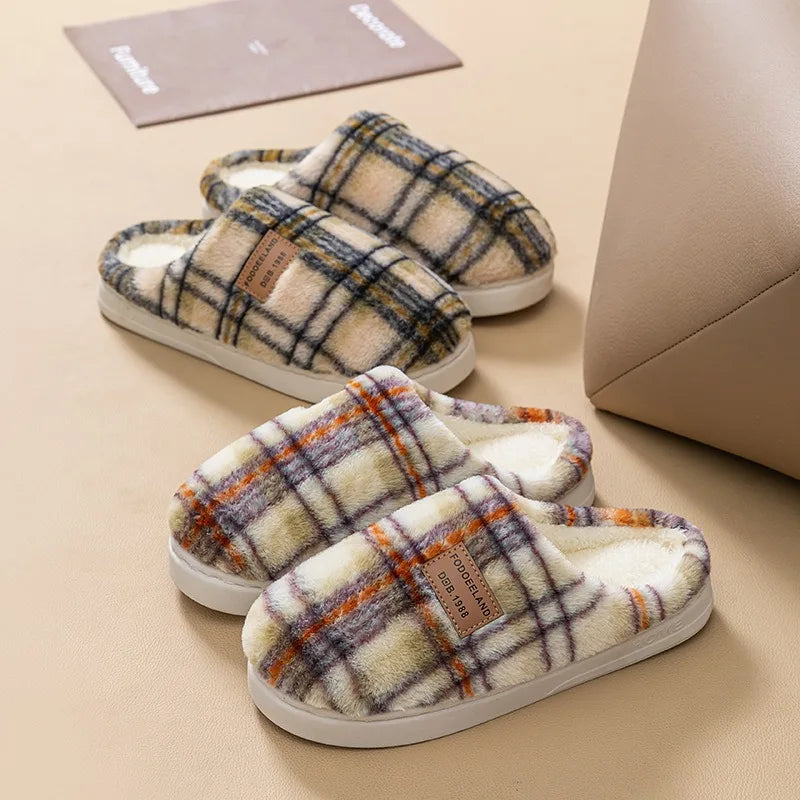 Women's 2025 Winter New Cotton Slippers Indoor Home Thick-soled Warm Fleece Non-slip Slippers Wear Cotton Slippers Outside